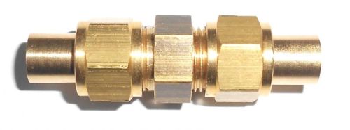 1/4" x 40 (1/8" Pipe) Brass Double Straight Union